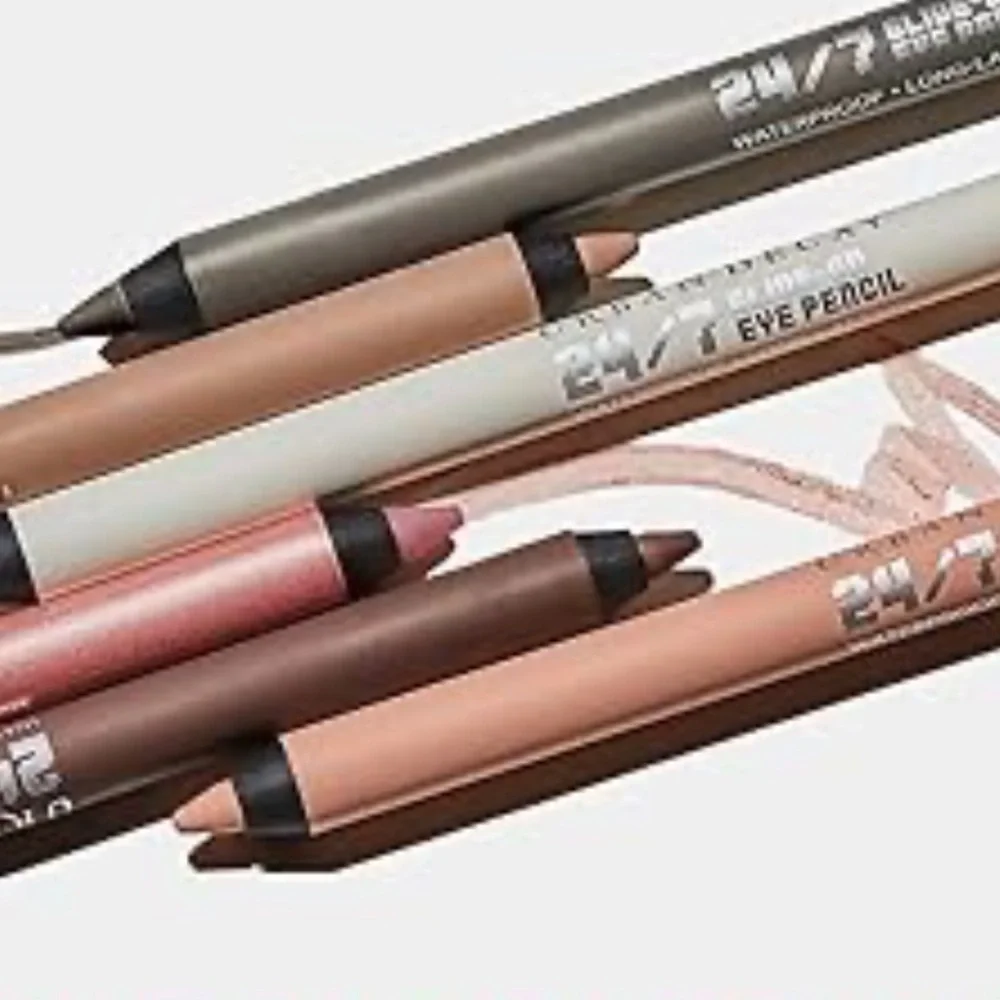 ⚡️💕Urban Decay Beige Flag Tightline Eye Pencil